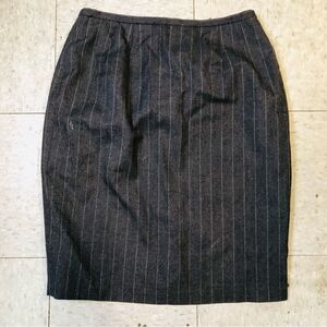 Harve Benard 100% Wool Gray Skirt Size 14